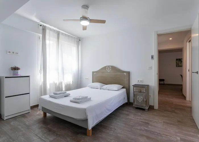 Apartment Valeria Dreams - Maestro Luna 4º